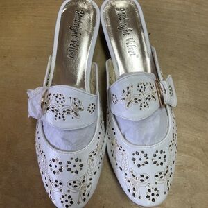 Midnight Velvet White and Gold Women's Mules